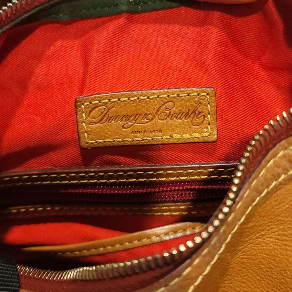 Dooney and Bourke purse - Picture 11 of 16